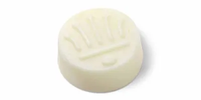 Haarspülung pur - feste Haarspülung für Allergiker, sanfte Pflege von THOMA Naturpflege, rundes Conditioner-Stück ohne Duftstoffe.